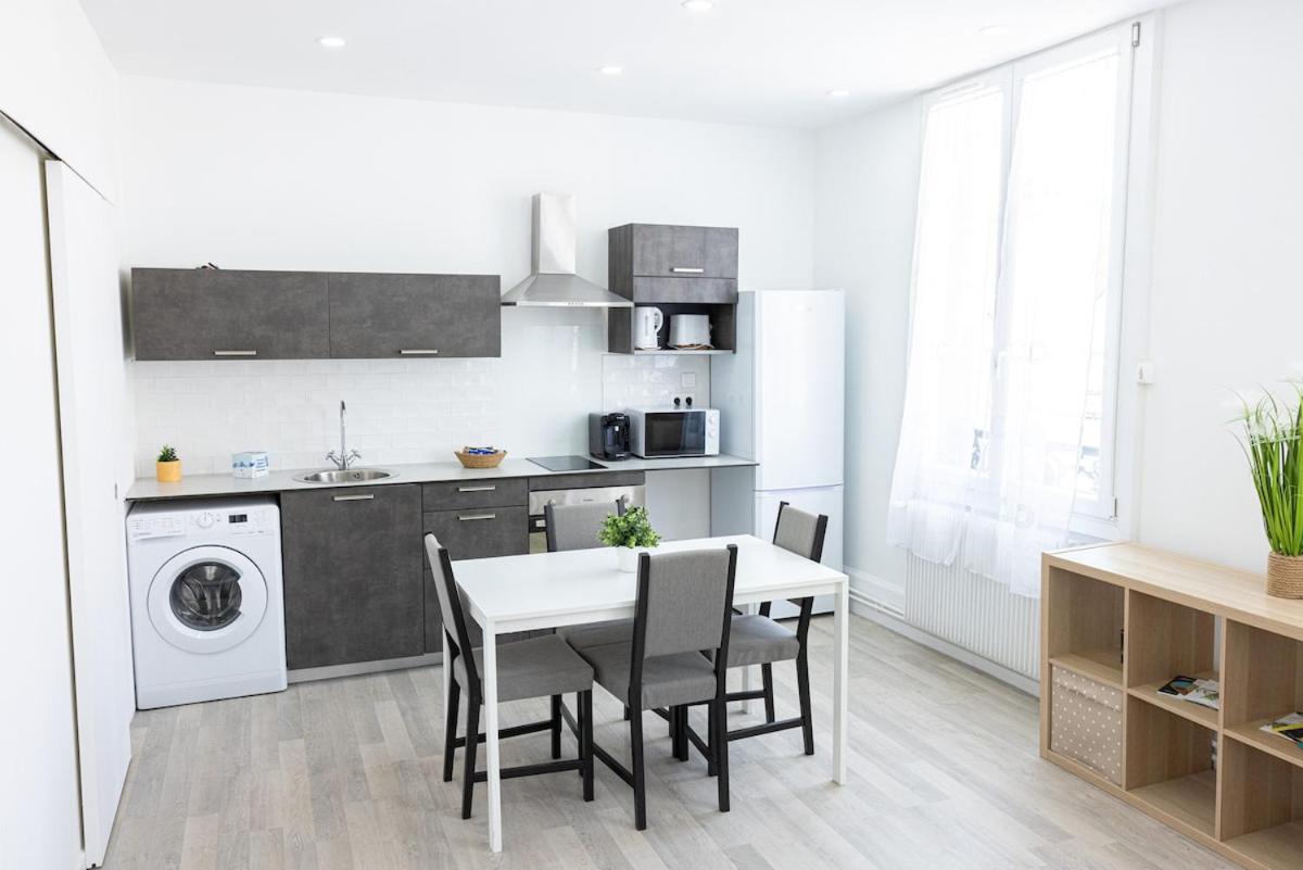 Le 29 - Emplacement Ideal Pour Ce T2 Еперне Екстериор снимка